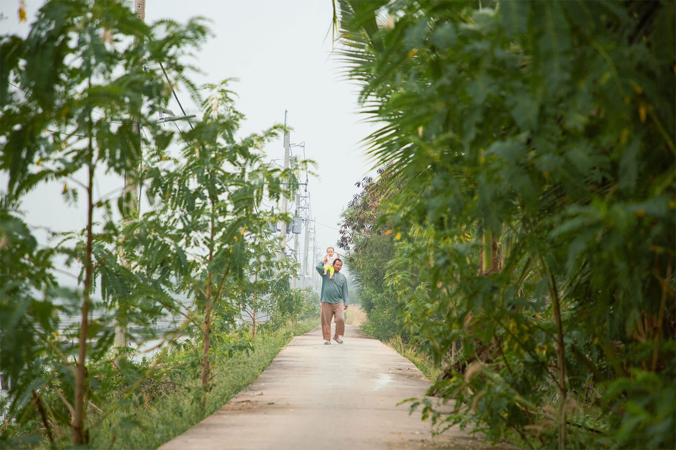 Hoàng hôn trên bến nhỏ