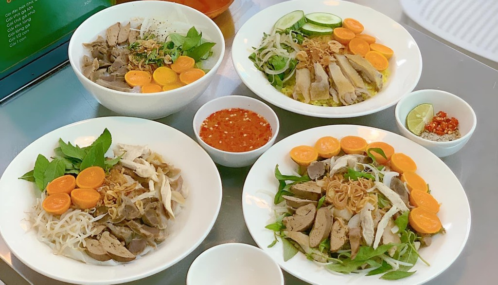 Foodtour đêm ở Sài Gòn