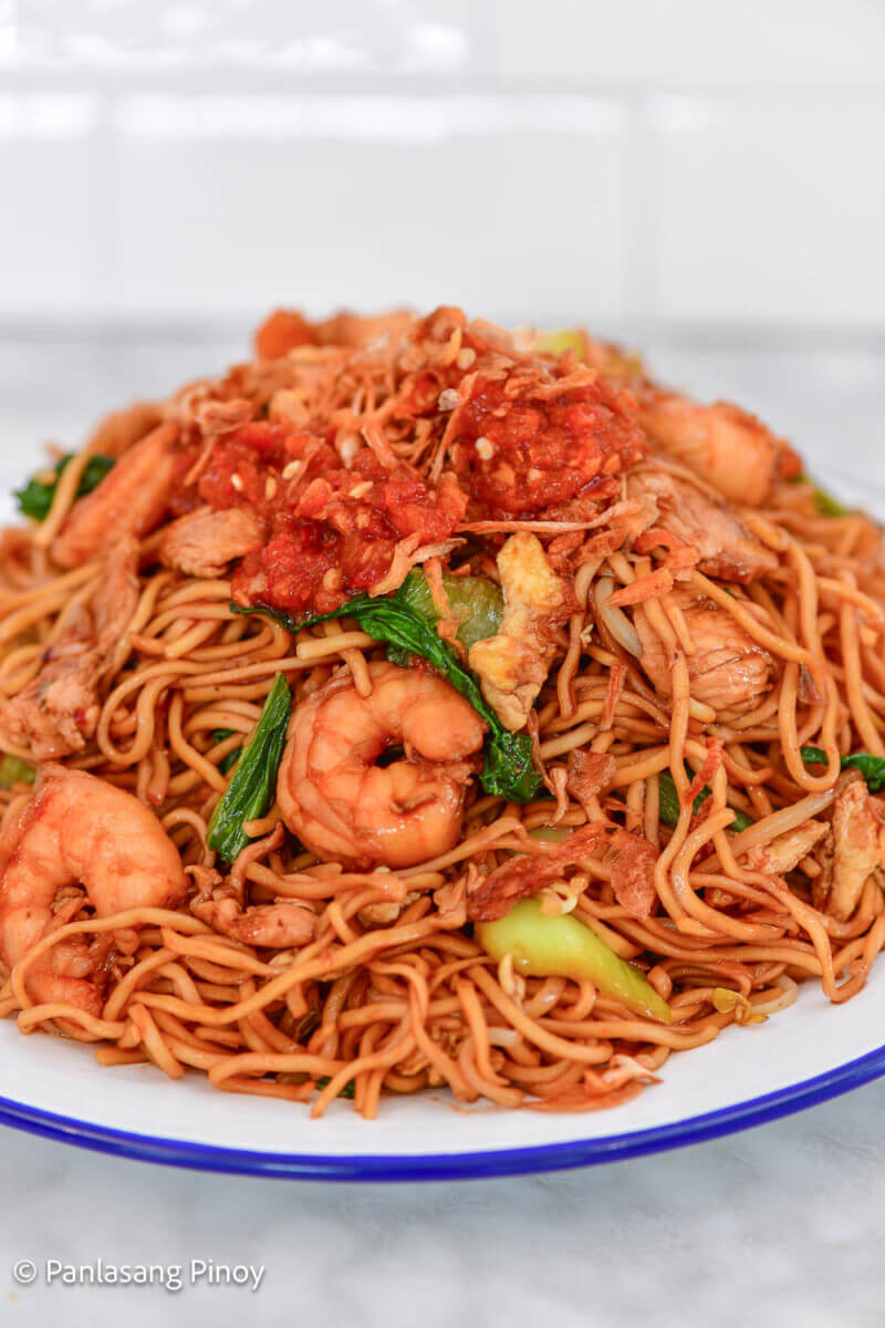 Đĩa mì xào quen thuộc