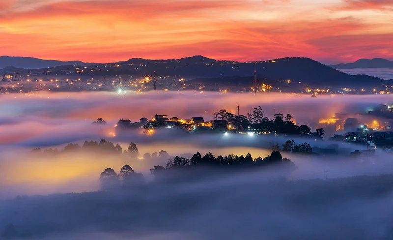 Đồi thông và cao nguyên Đà Lạt