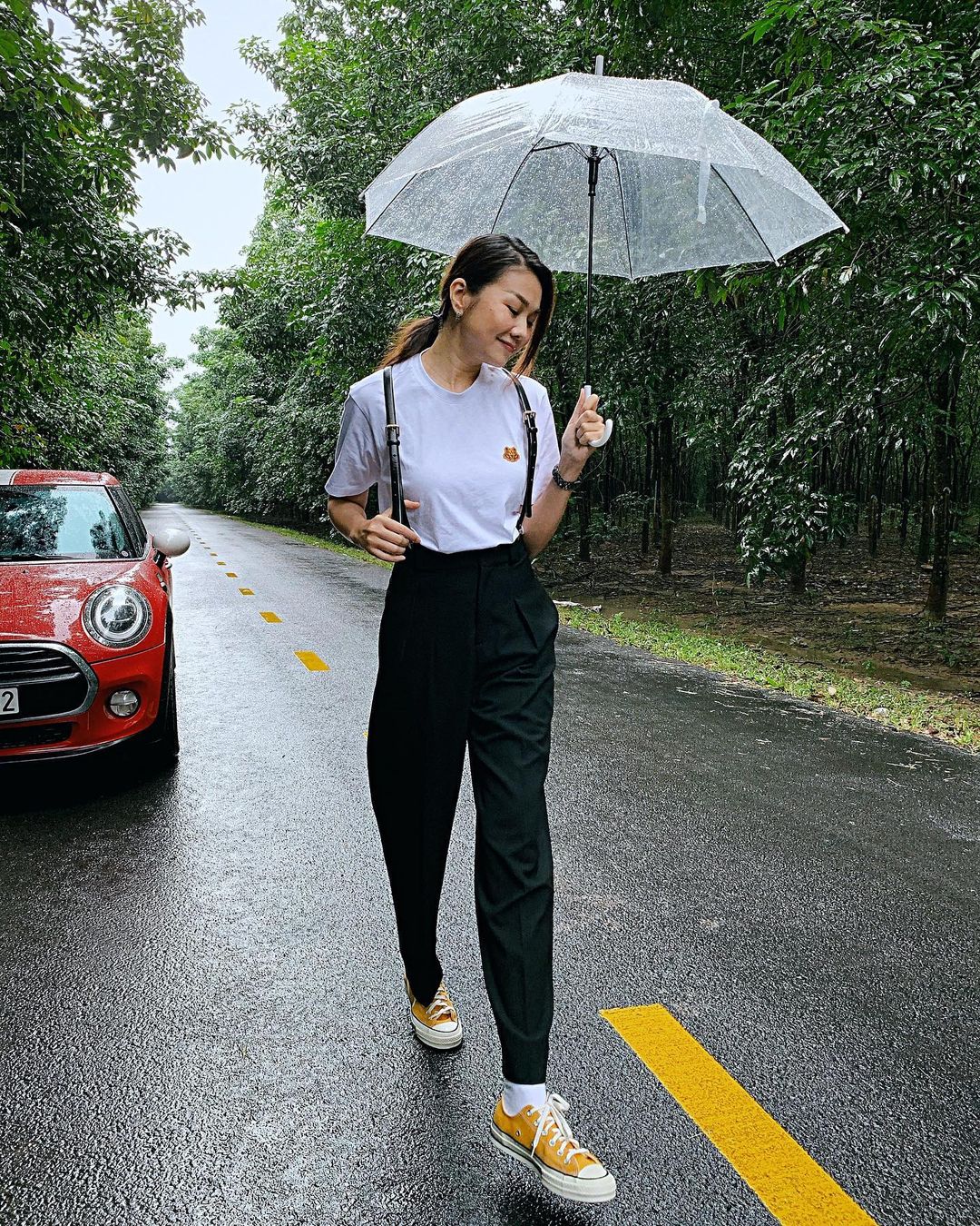 Phối đồ thời trang du lịch buổi trưa