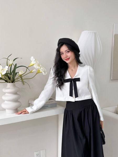 Áo khoác tweed cổ V phối nơ sang trọng