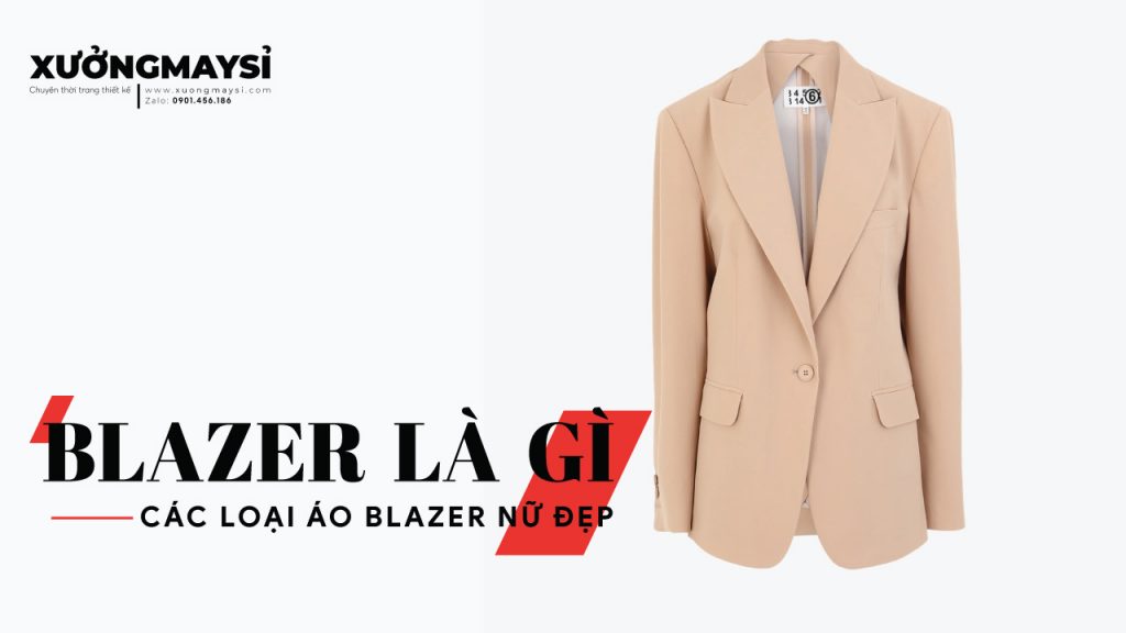 Blazer cùng áo cổ lọ