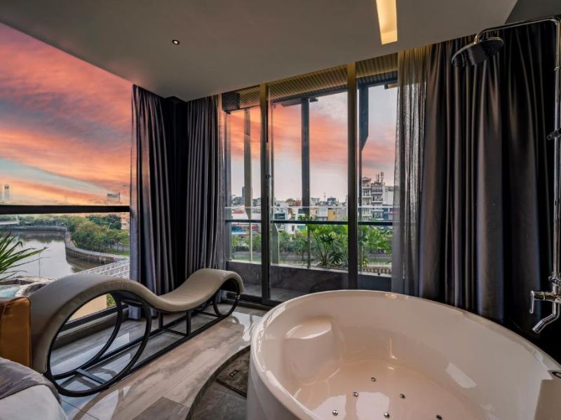 Kinh nghiệm đặt phòng Phan Xích Long