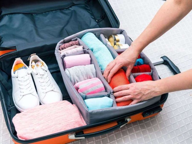 Cách xếp hành lý gọn nhẹ