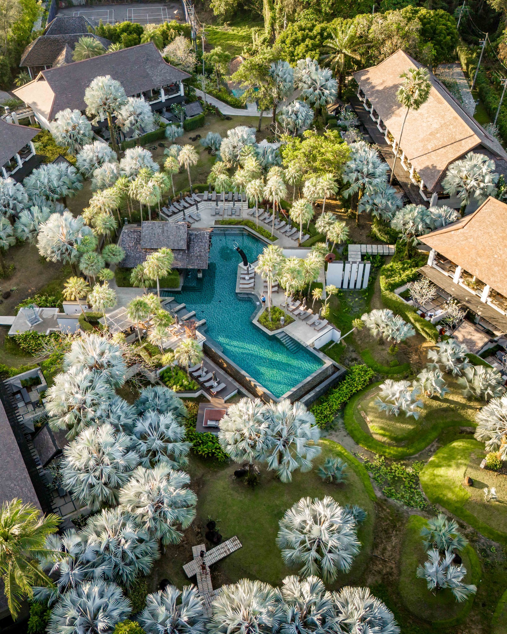 Resort The Slate Phuket với kiến trúc độc đáo