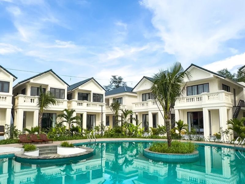 Nava Hotel & Resort cạnh biển