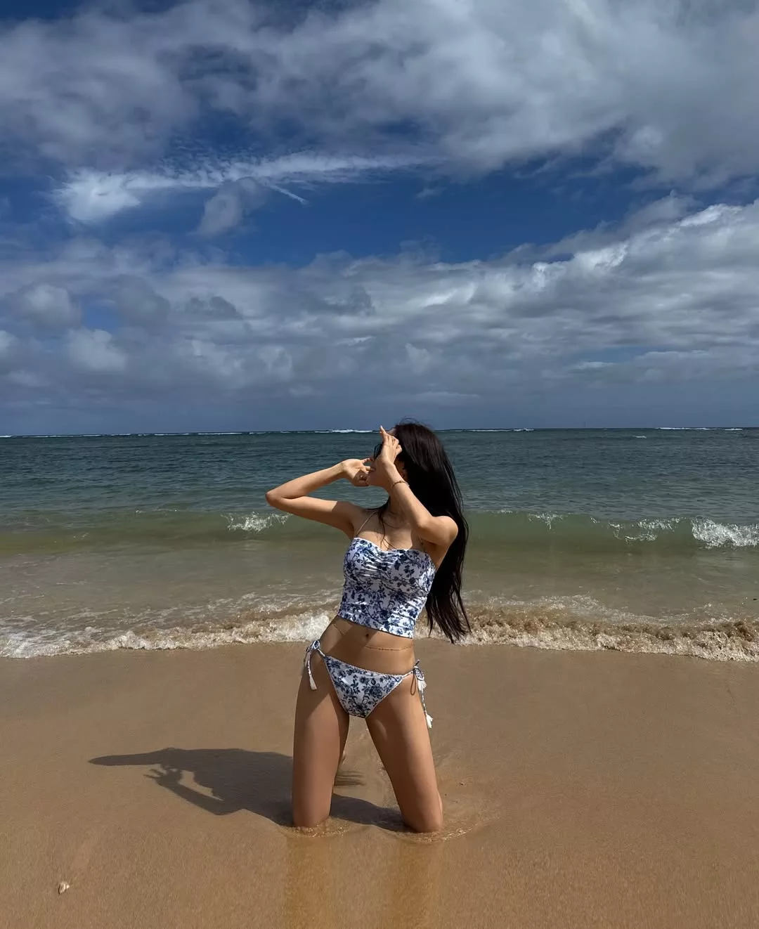 sao hàn diện bikini đi biển