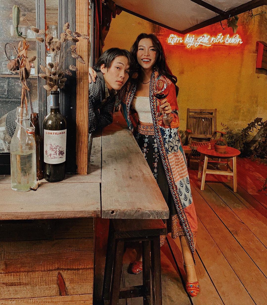 Áo khoác bohemian thời trang du lịch Đà Lạt