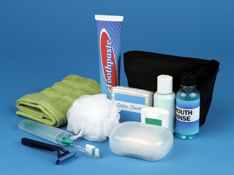 Đồ vệ sinh cá nhân gọn nhẹ