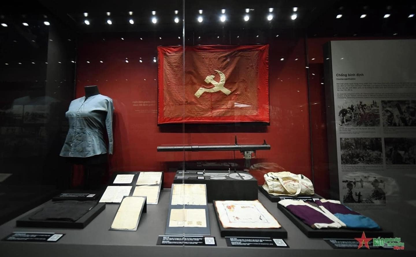 Mặt tiền bảo tàng lịch sử ở Sài Gòn