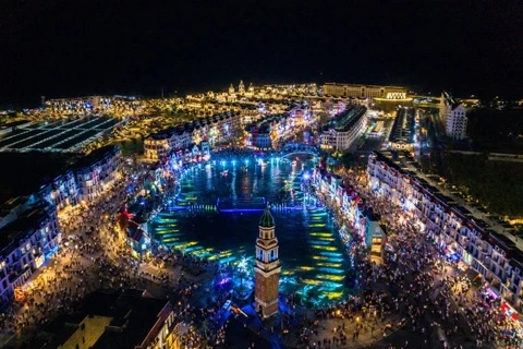 Thành phố biển và lưu trú cao điểm