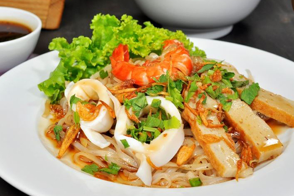 Hủ tiếu khô Sa Đéc hấp dẫn