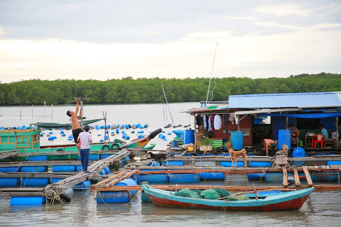 Nhịp sống ven sông Thiềng Liềng