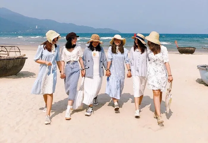Outfit du lịch Đà Nẵng đẹp cho nữ