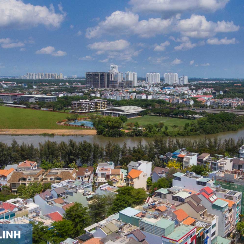 Vị trí ven sông yên tĩnh