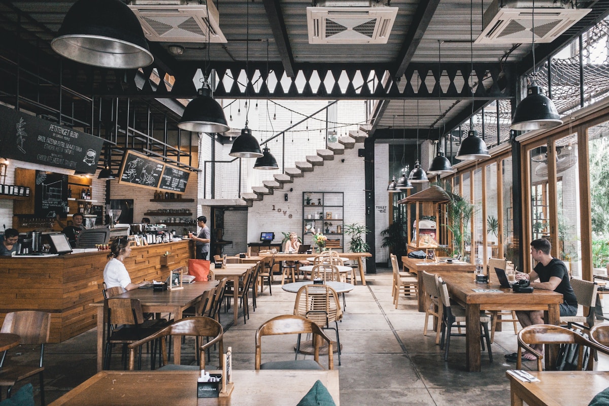 Khu vực ăn uống tại công viên