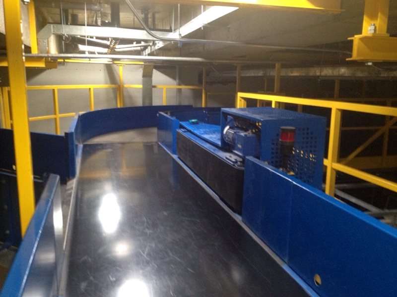 Di chuyển bằng xe buýt