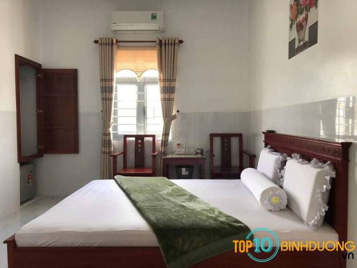 Nhà nghỉ Hoàng Kim