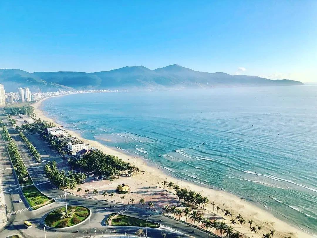 Bãi biển Việt Nam mùa hè