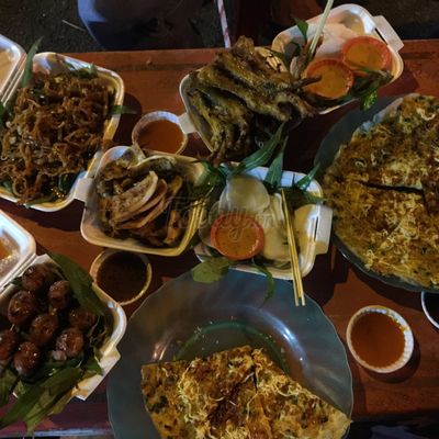 Khu ăn uống Dương Đông