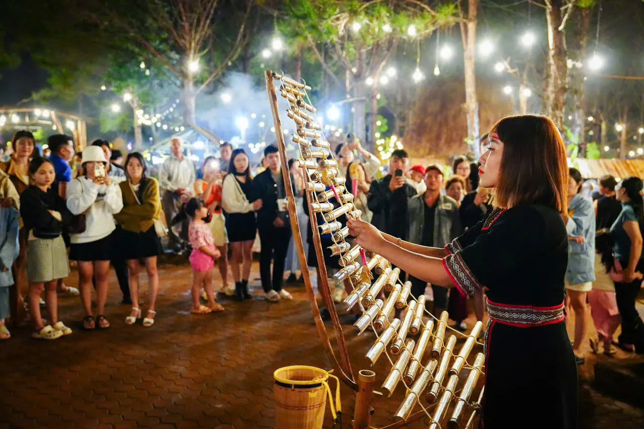 Di chuyển đến Măng Đen