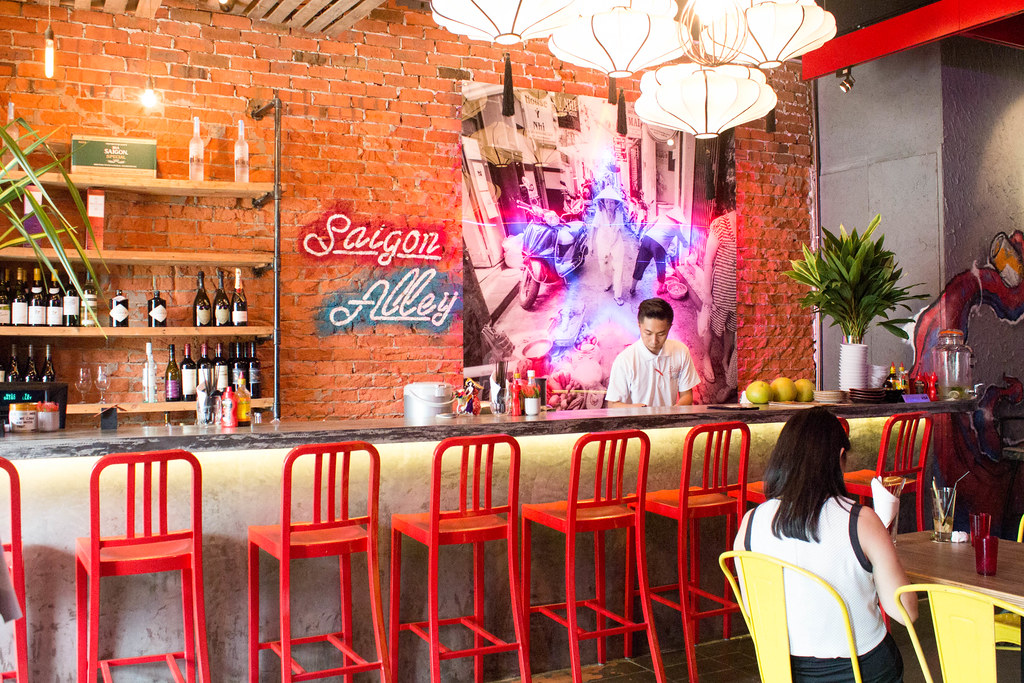 Hẻm ăn uống Sài Gòn