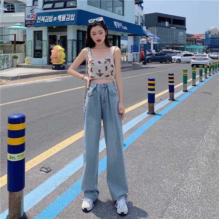 Áo hai dây phối quần ống rộng