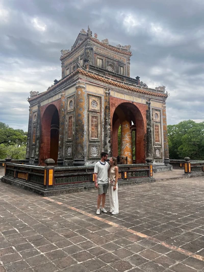 Sai lầm trang phục khi đi Huế