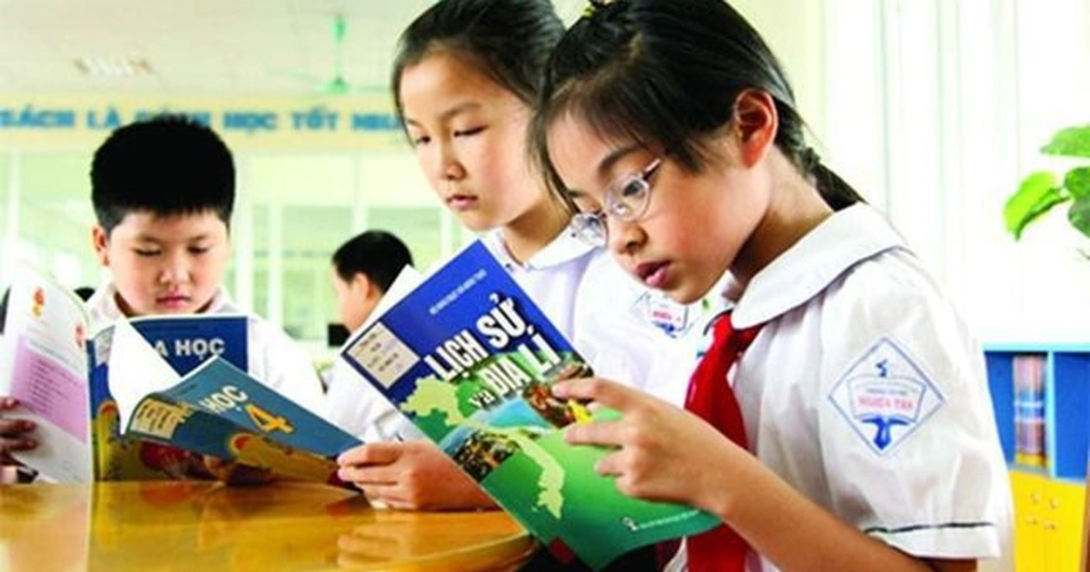 Phân bổ ngân sách theo giai đoạn phễu tuyển sinh