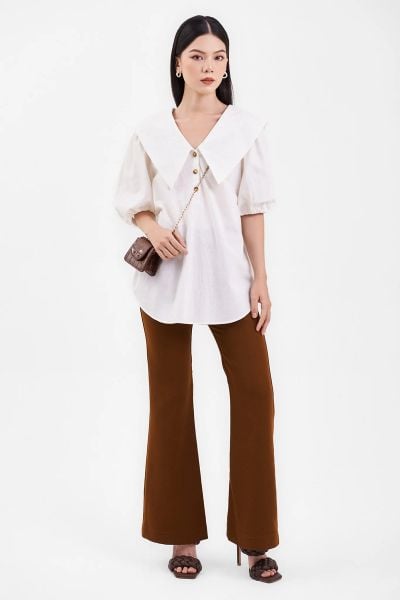 Áo sơ mi với quần ống loe