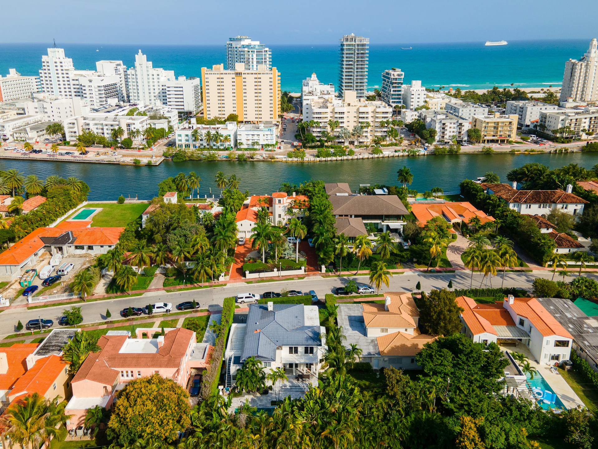 Dinh thự ven biển Miami