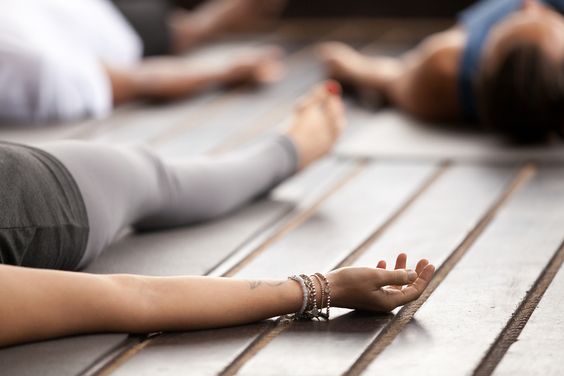 Nhận diện cảm xúc thoáng qua như những đám mây trôi trên bầu trời