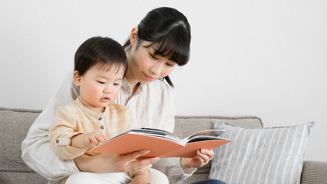Đồng hành cùng con phát triển trí tuệ cảm xúc