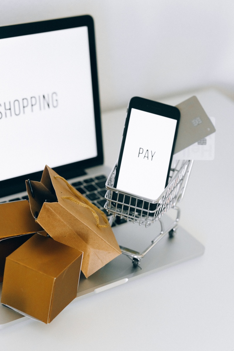 Không dùng nhu cầu hay mong muốn để hợp thức hóa mua sắm