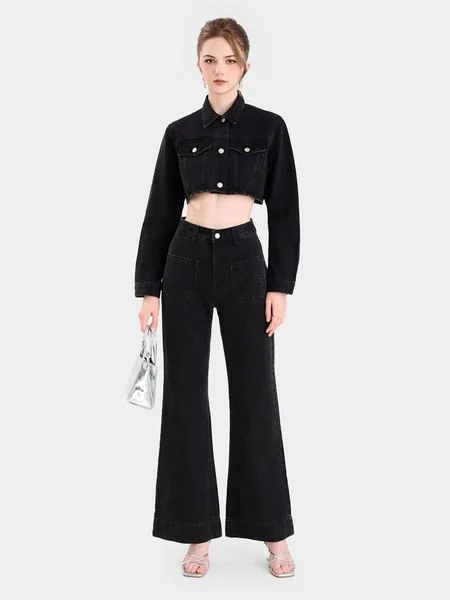 Áo croptop phối đồ mùa hè năng động