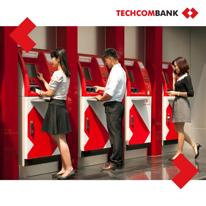 Sử dụng thẻ cứng vật lý để in biên lai sao kê tại hệ thống máy ATM