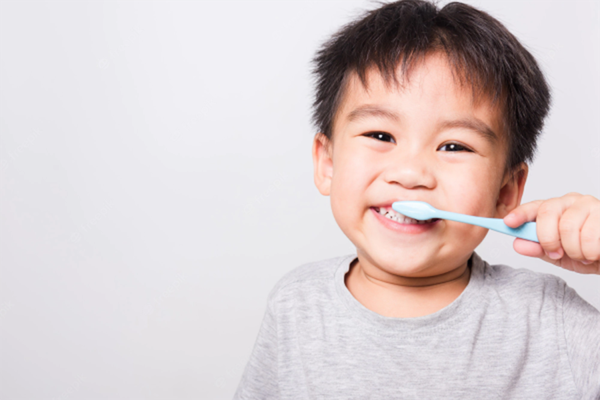 Cách lựa chọn kem đánh răng cho trẻ em an toàn