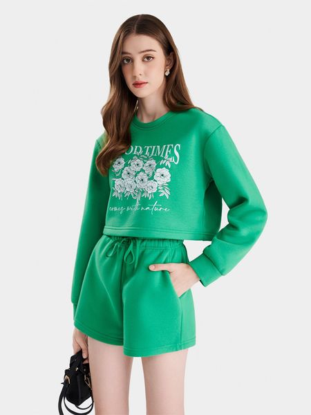 Áo sweater in họa tiết năng động