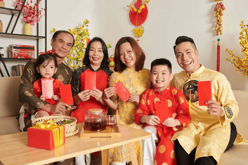 Lì xì không quan trọng con số, mà là tấm lòng của người trao đi