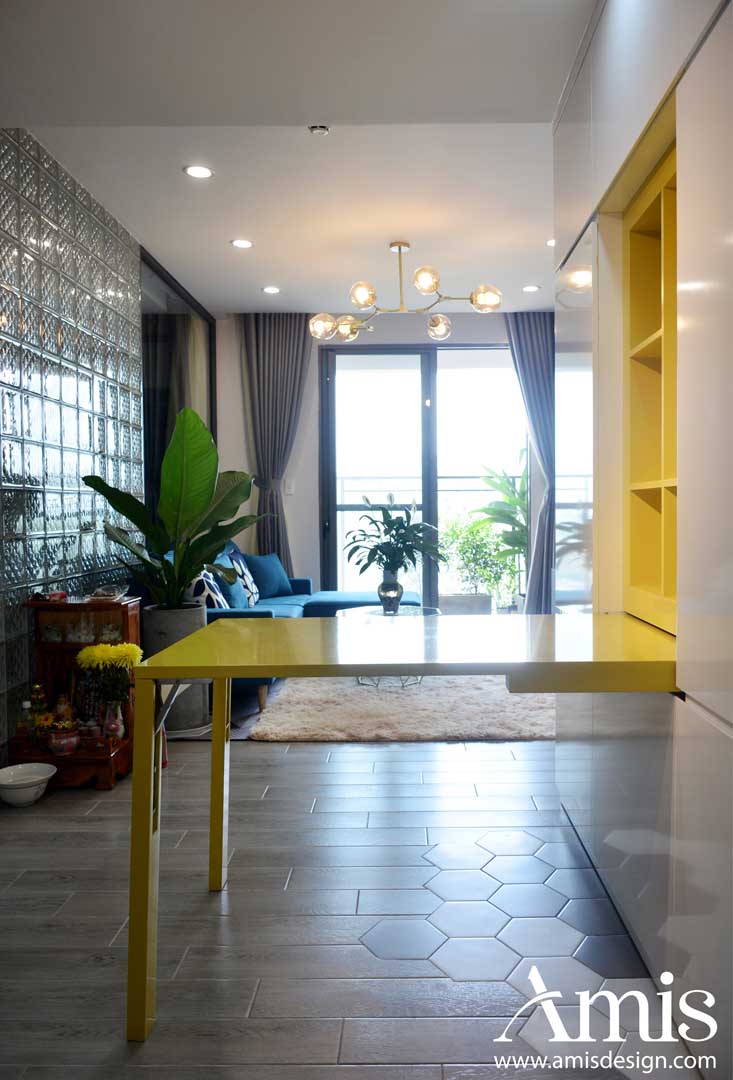 Ban công xanh và cây trang trí tạo điểm nhấn sinh thái