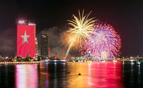 Mặt đứng dự án hàng hiệu