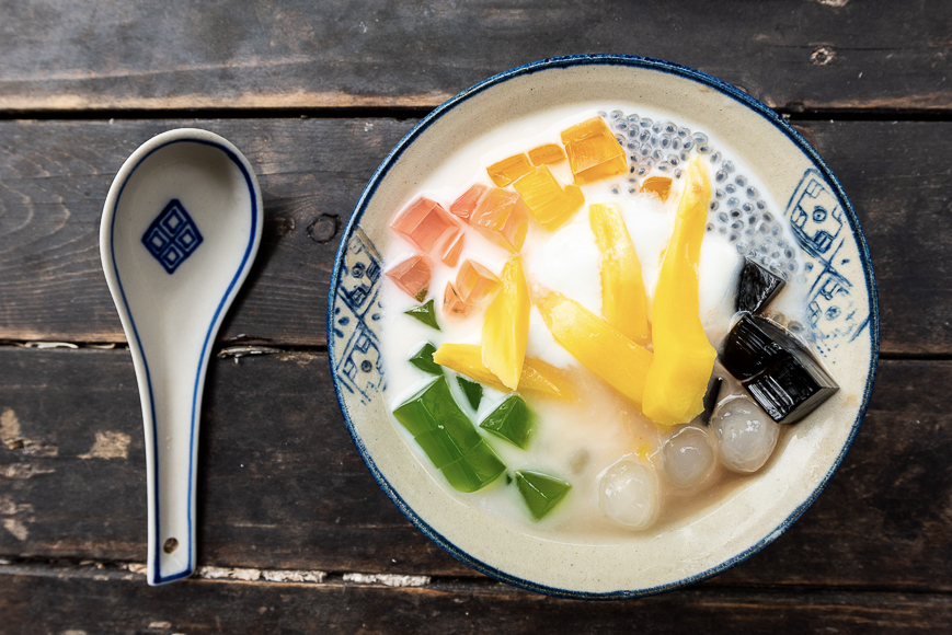 Chè thập cẩm tráng miệng ngọt ngào