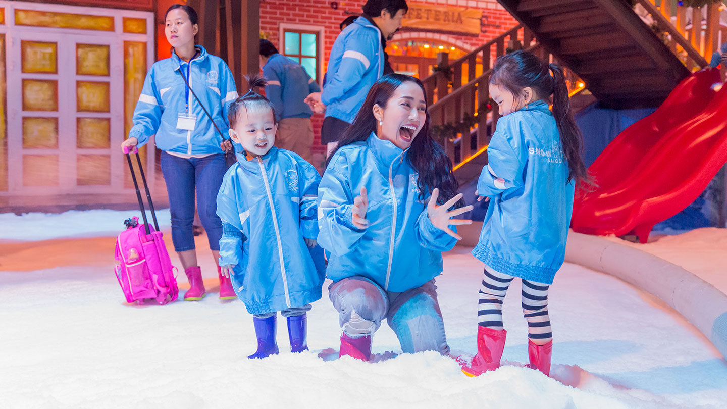 Khu vui chơi Snow Town Sài Gòn