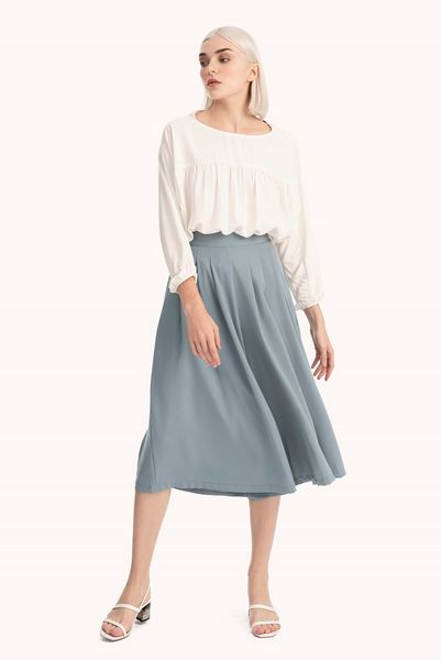Phối màu trang phục tối giản hiệu quả