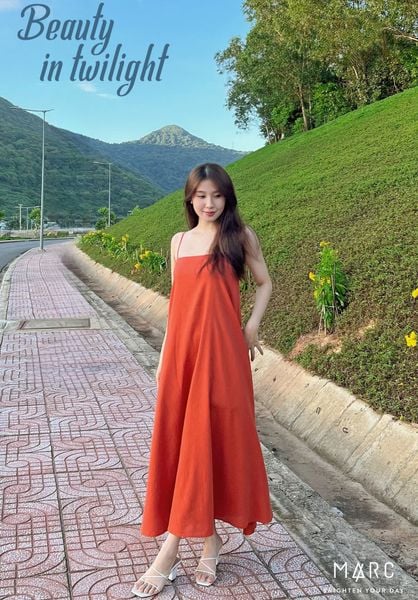 Đầm 2 dây maxi form suông 2 túi