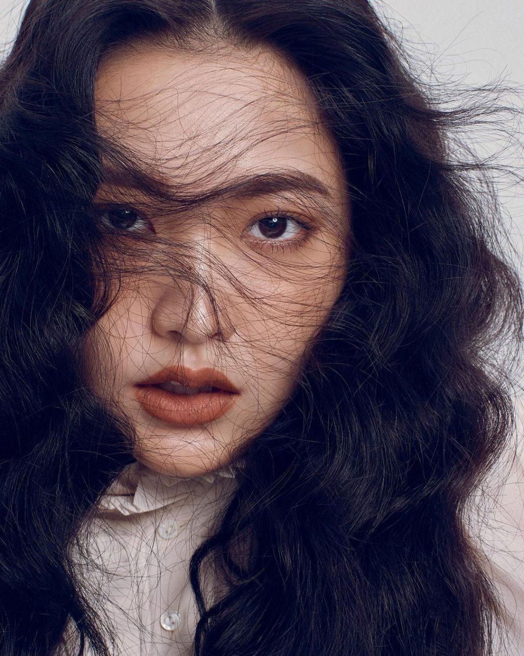 Trang điểm mắt khi chụp hình