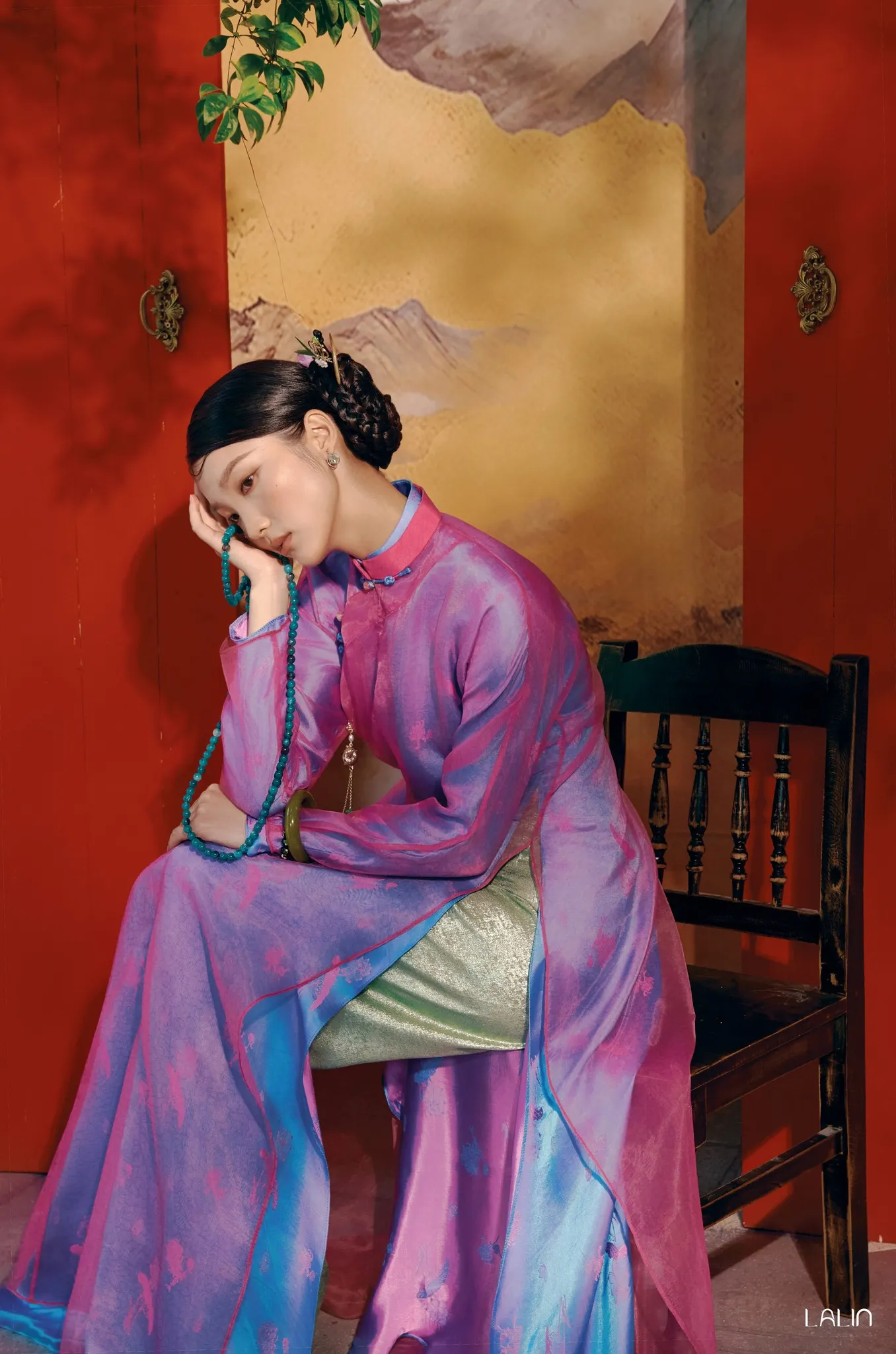 Áo dài pastel nhiều lớp tà