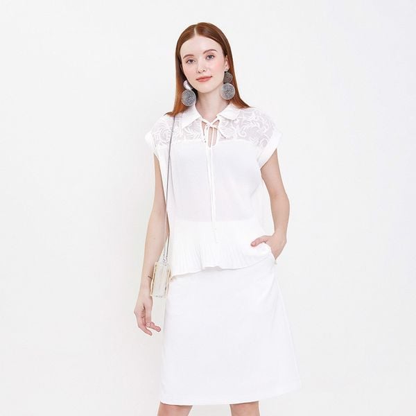 Outfit đơn sắc trắng