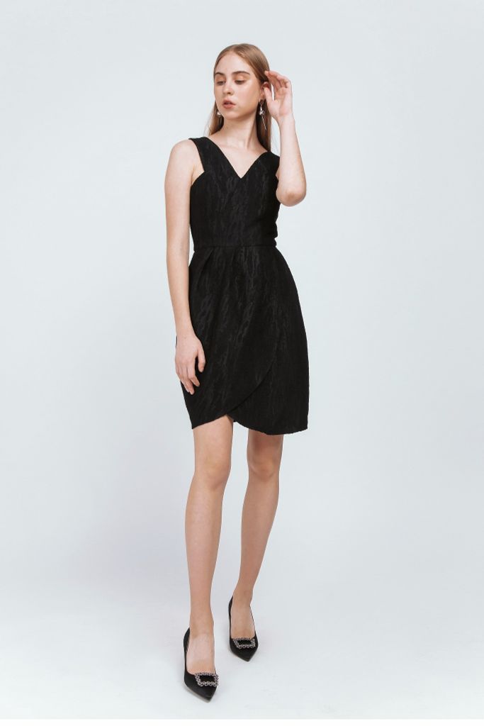 Gợi ý outfit theo không gian tiệc